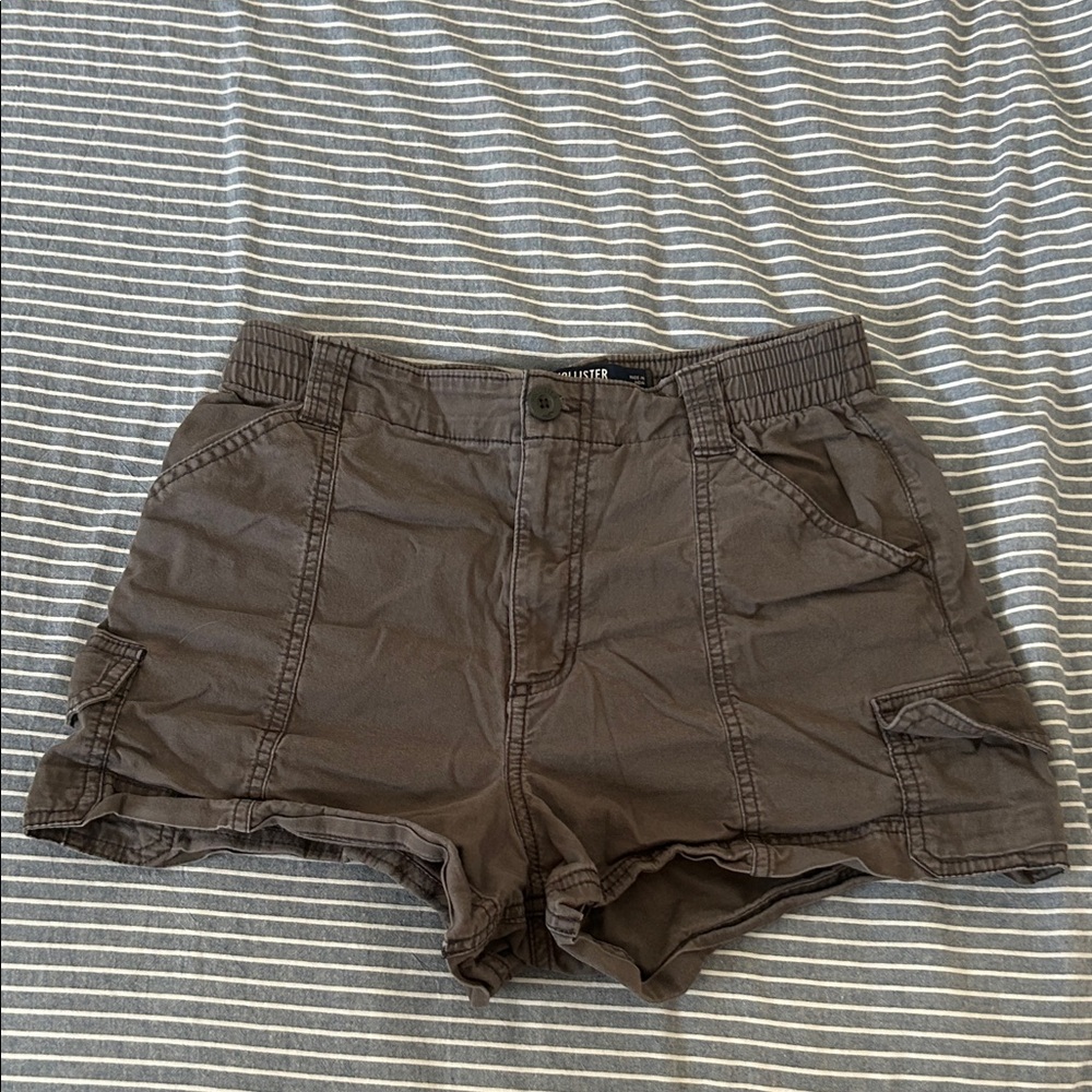 Hollister Dark Grey Ultra High-Rise Mom Short